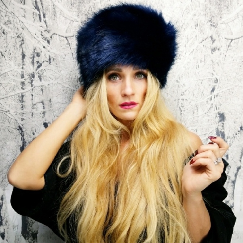 ROYAL BLUE RUSSIAN FAUX FUR HAT - Picture 3 of 4